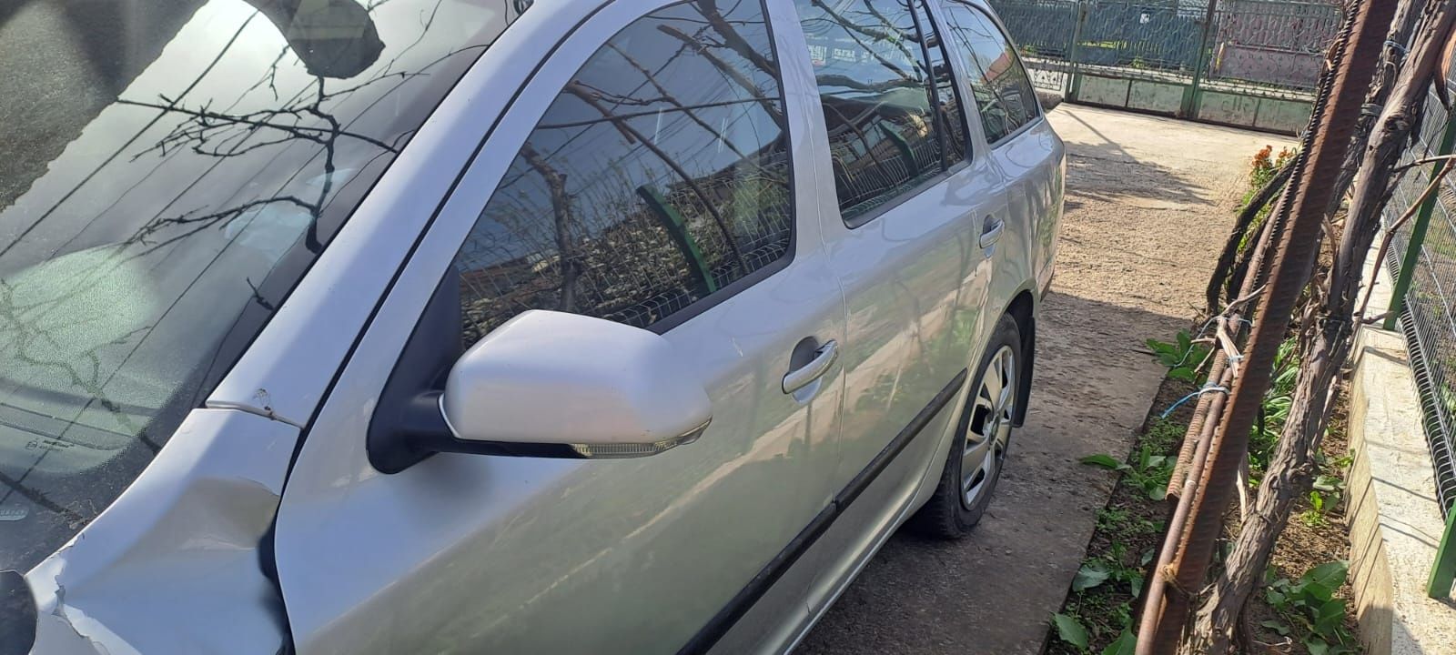 Vând skoda octavia
