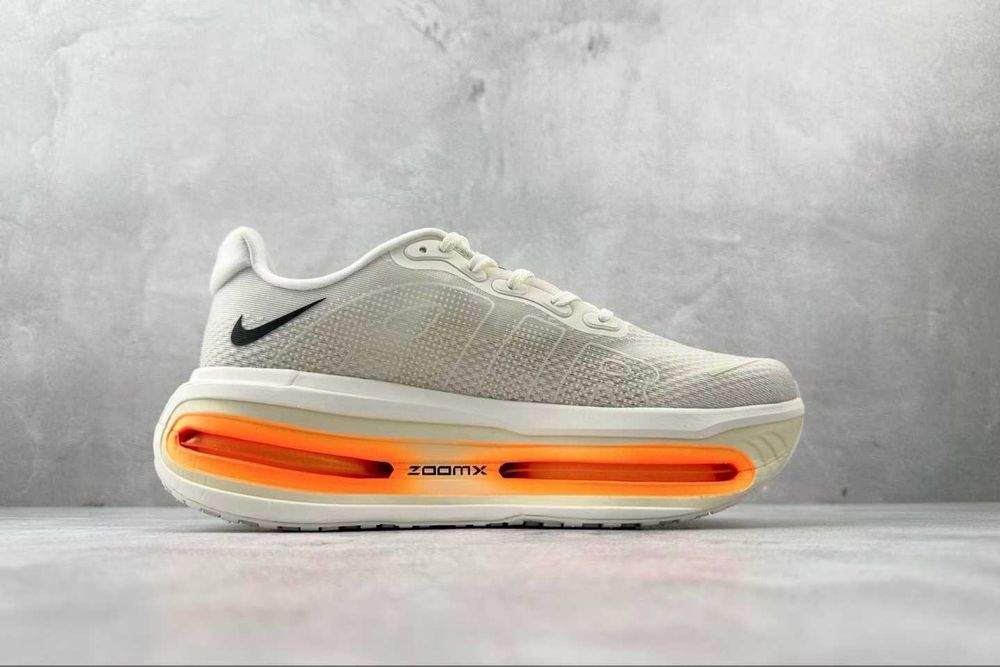 Нови дамски маратонки Nike Vomero Premium