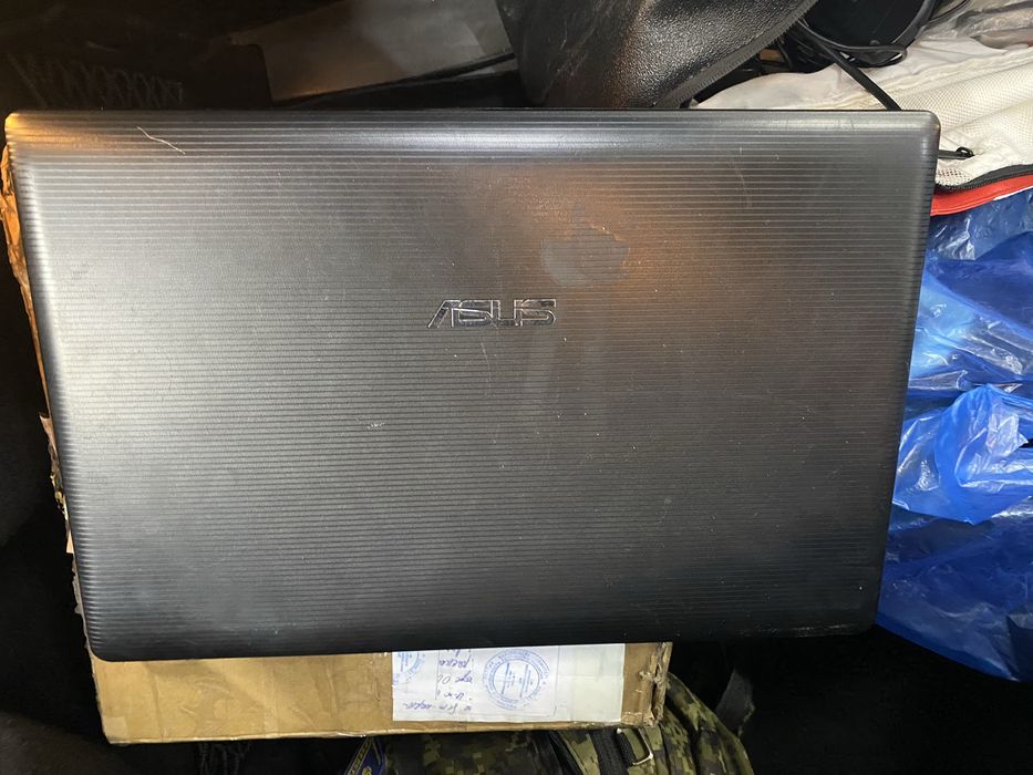 Ноутбук ASUS X75A1