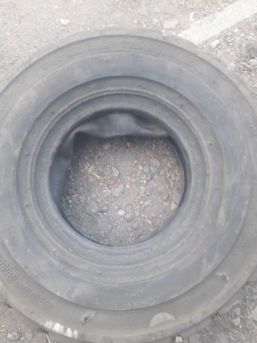 Сатам покрышку с камерой