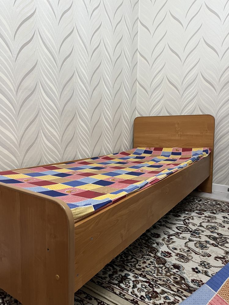 Детский шкаф и 2 кровать + матрас