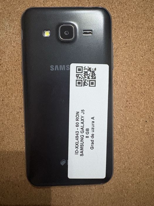 Samsung Galaxy J5 8Gb ID-XXL4943