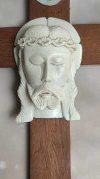 Sculptura icoana Isus din fildes sculptat pe lemn