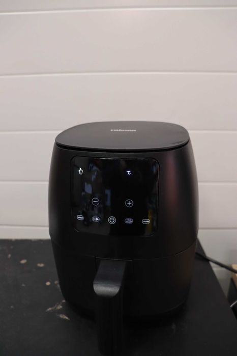 Tristar Mini Digital Hot Fryer, 6 програми, незалепващ, 2л, 1500W