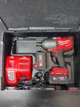 Se vinde set cheie impact Milwaukee M18 ONEFHIWF12  cu acumulator
