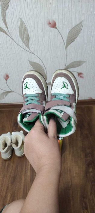 Кросовки для девочки на 2-3 года на зиму,2-3 yoshli qizlar krosovkalar