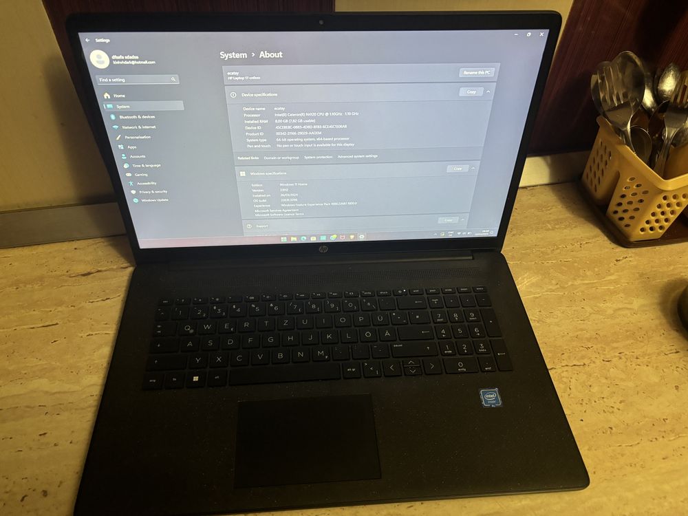 HP Laptop 17.3 inch HD+Display