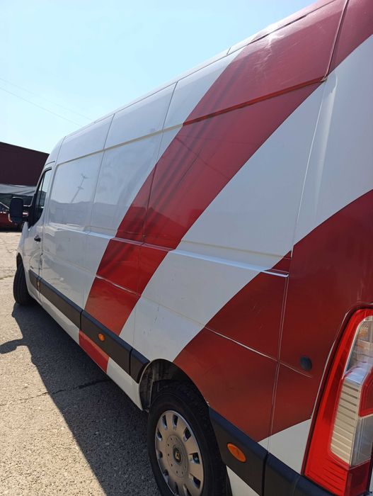 Vând Renault Master