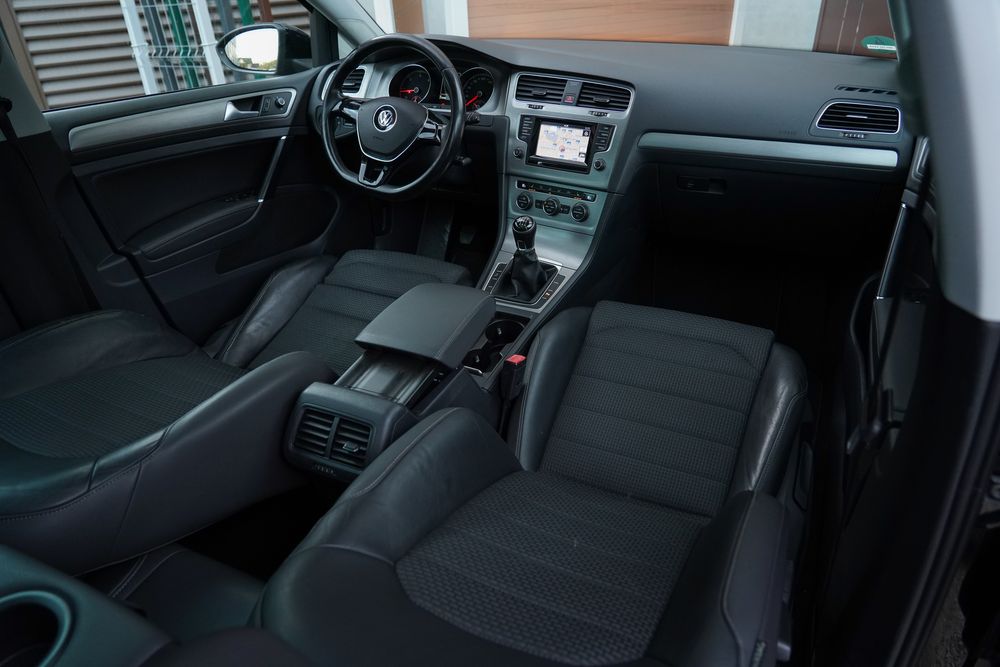 VW GOLF 7 BUSINESS 2015 2.0TDI 150CP / Rate / Garantie /Transport