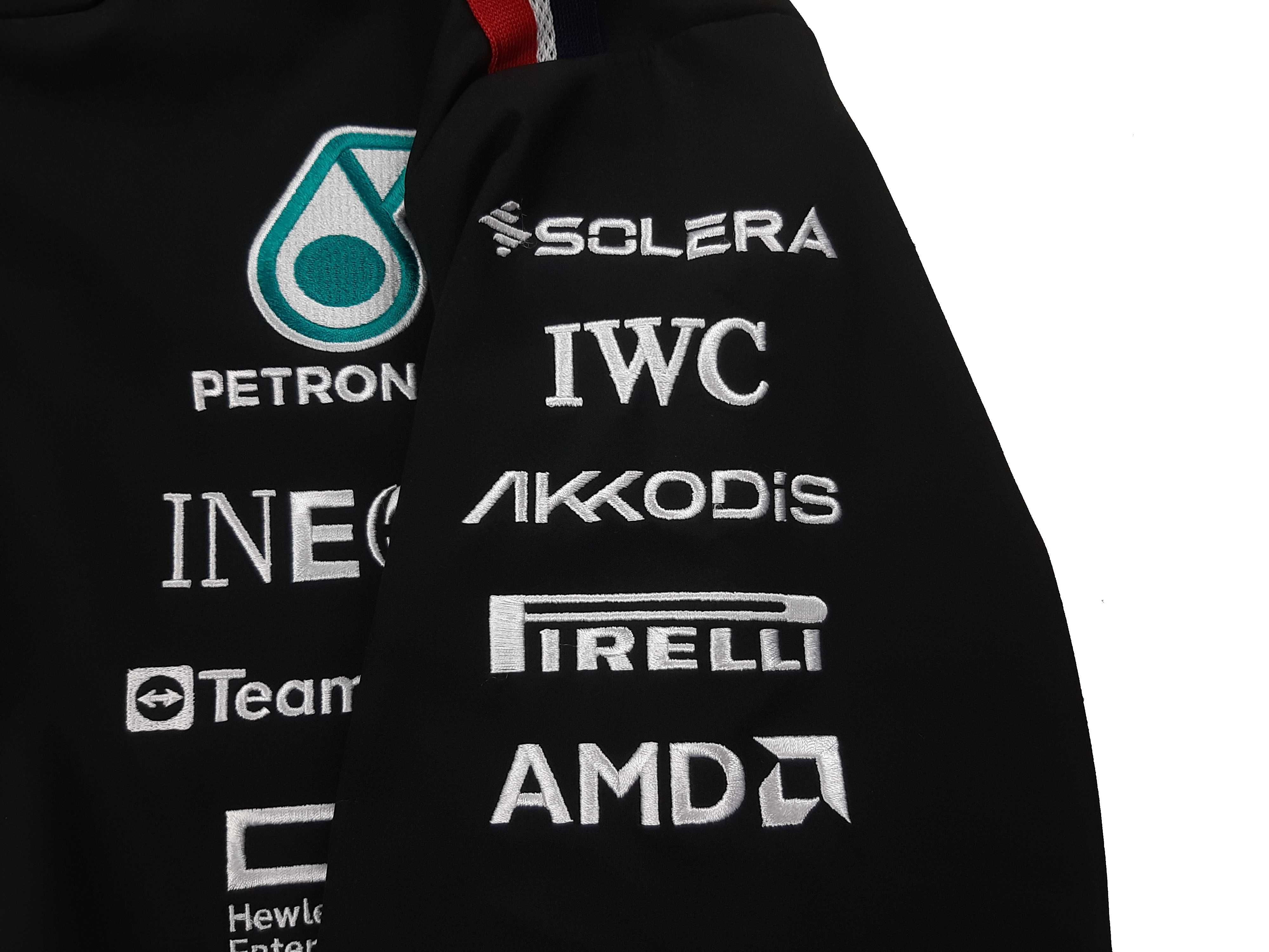 Mercedes AMG F1 Team Softshell - Оригинално мъжко яке р-р XL