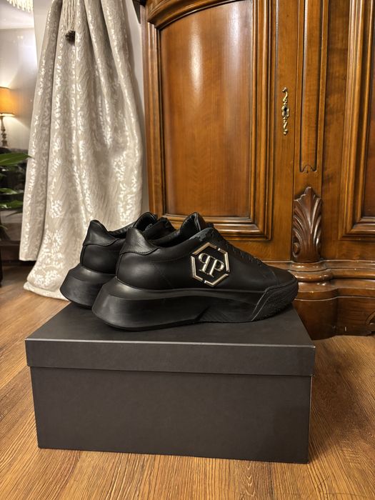 Philipp Plein Godzilla Runner