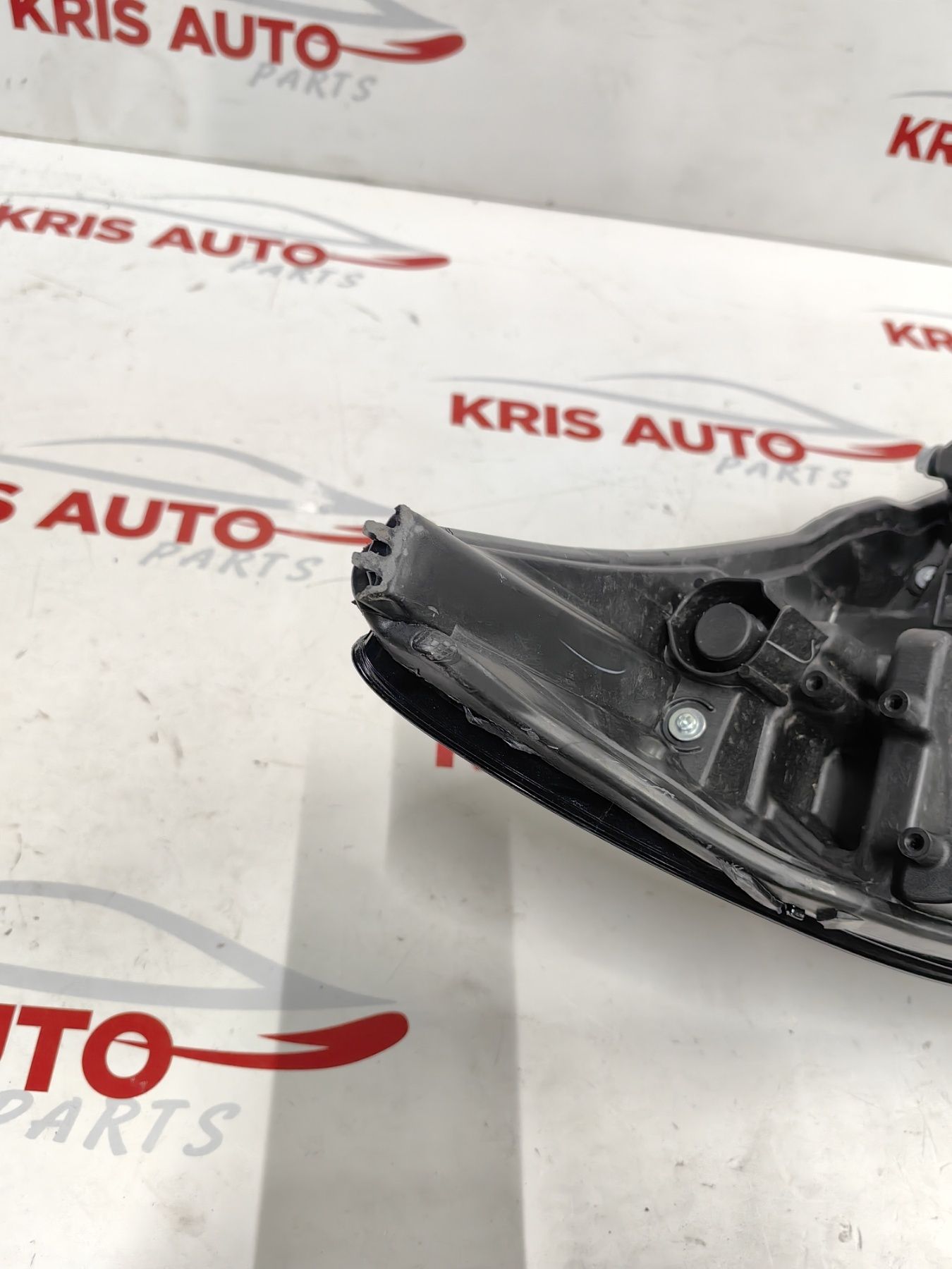 Ляв фар Toyota Aygo X Full LED 2022г / Тойота Айго Х 2022г