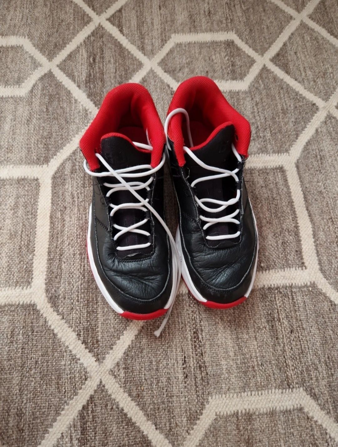 Jordan max aura 41
