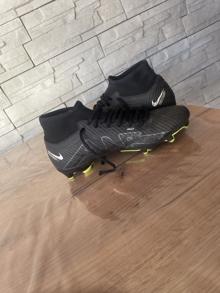 Бутонки Air Nike