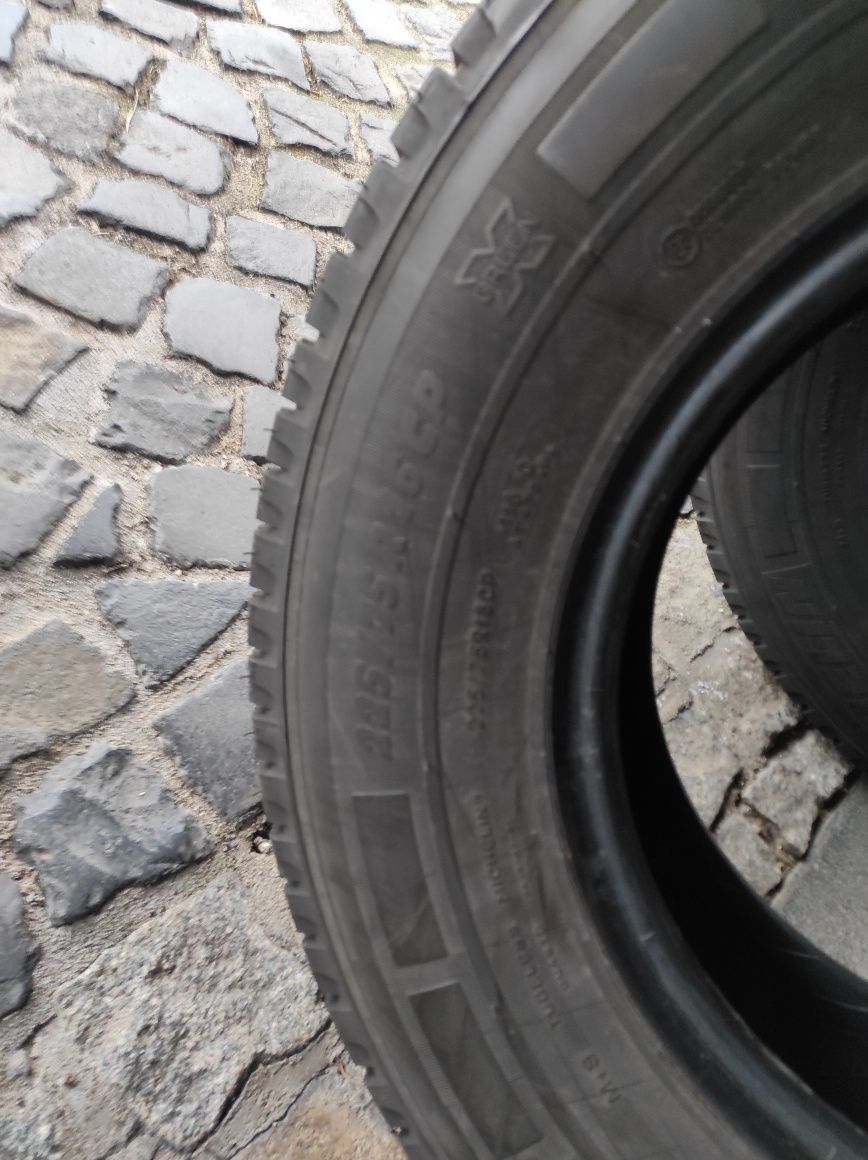 225/75/16c Michelin