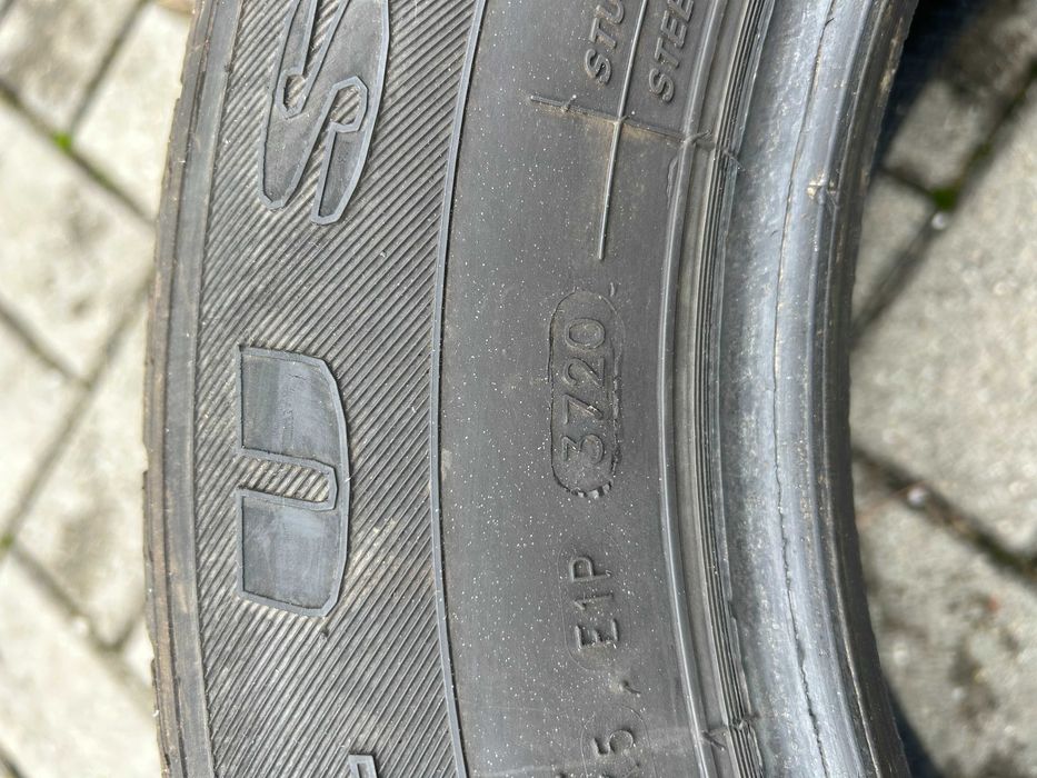 4 anvelope de iarnă Rotalla Ice-Plus S210 235/60/R16