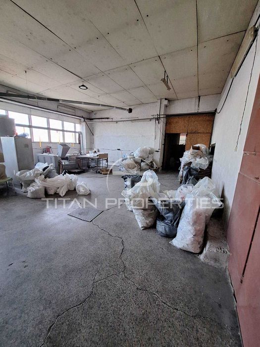 Продава се Склад в Пловдив, Тракия - 1070 кв.м за 641 €/кв.м - Снимка #8