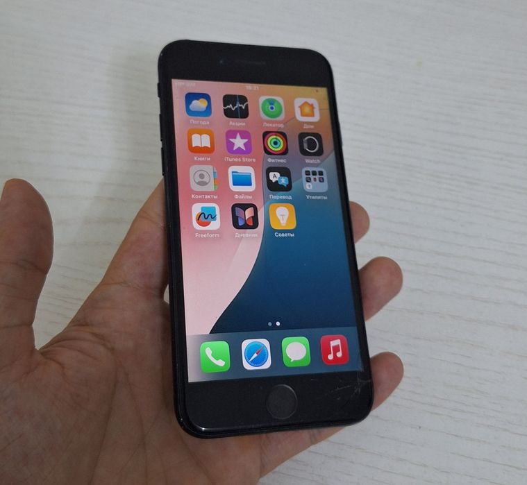 Iphone SE 2020 Apple Айфон
