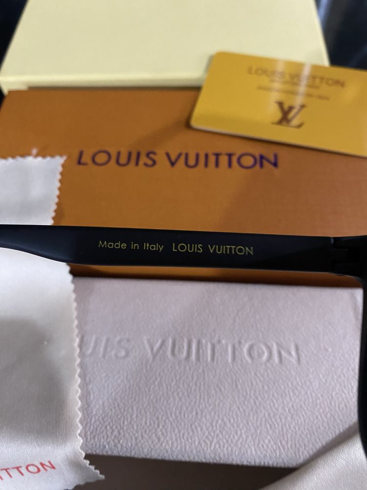 Очила Louis Vuitton черни – с кутия и всички аксесоари