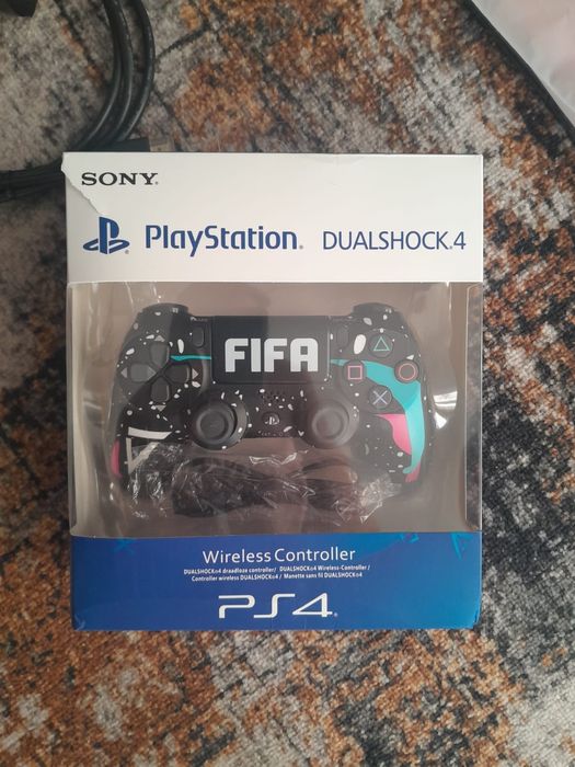 Гэймпад PS4  НОВЫЙ