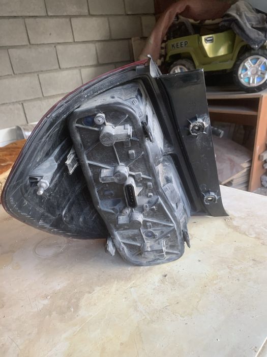 Кобальт задний фонарь