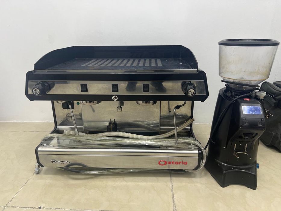 кофемашина Astoria. Торг есть но не космический