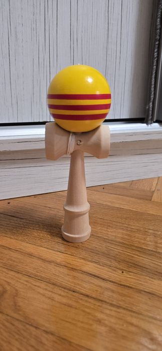 Kendama din lemn