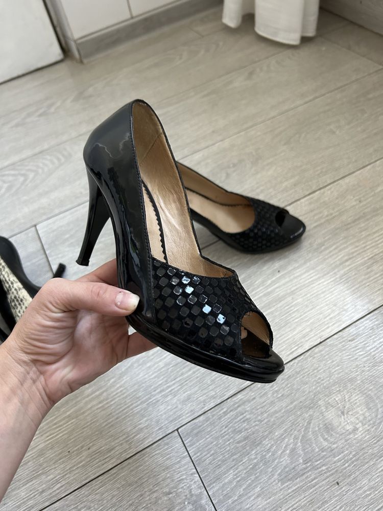 Pantofi Calvin Klein 35