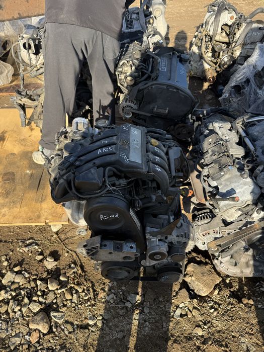 Двигатель BSE 1.6 литров на Skoda octavia,Volkswagen golf 5, jetta 5