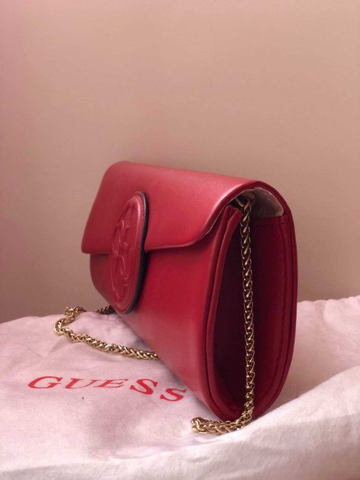 Оригинална чанта Guess