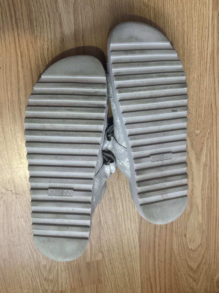 Оригинални чехли guess