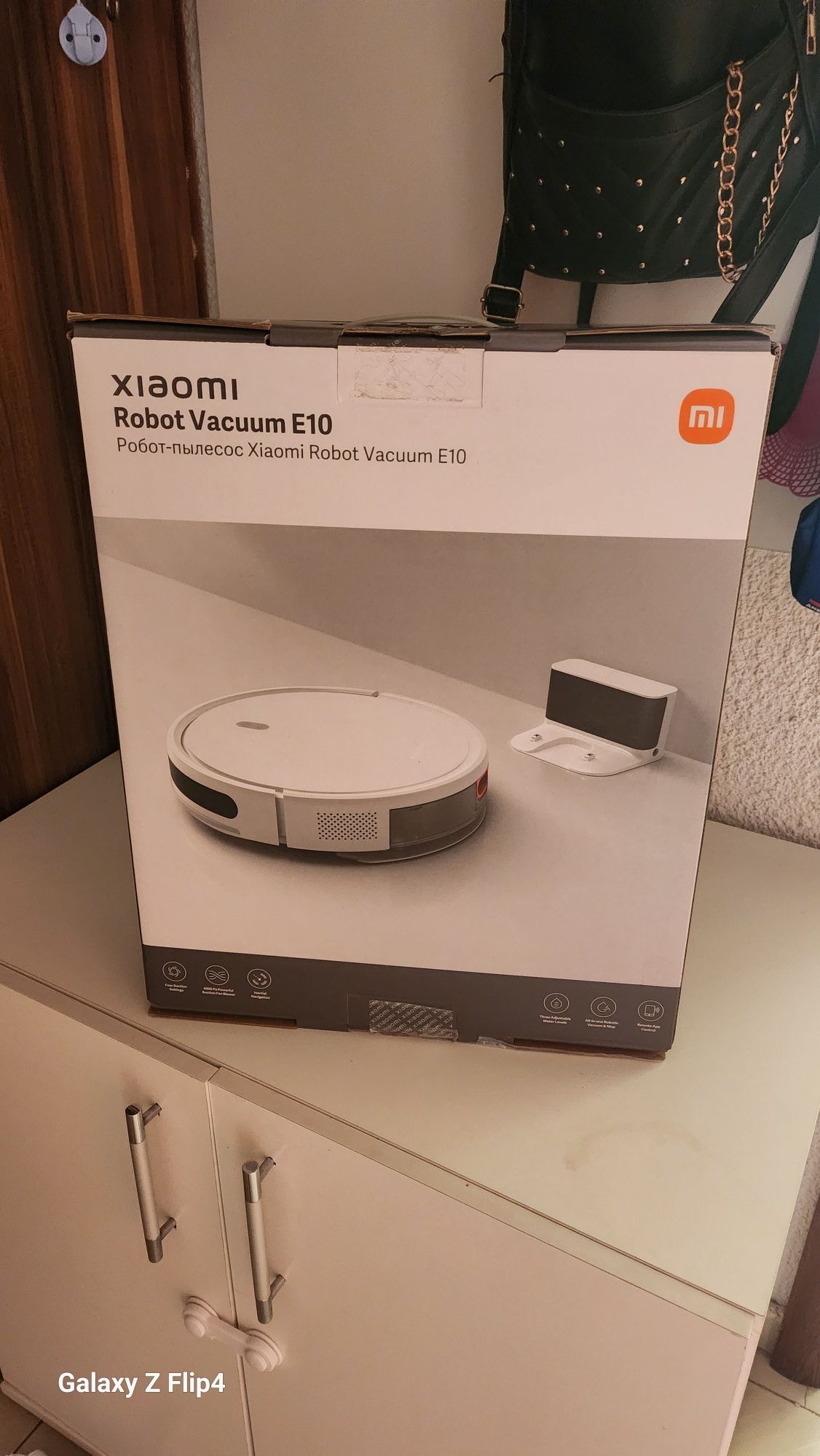 Xiaomi robot vacuum E10 прахосмукачка робот