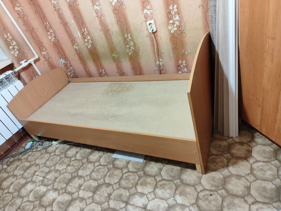 Продам односпальные кровати
