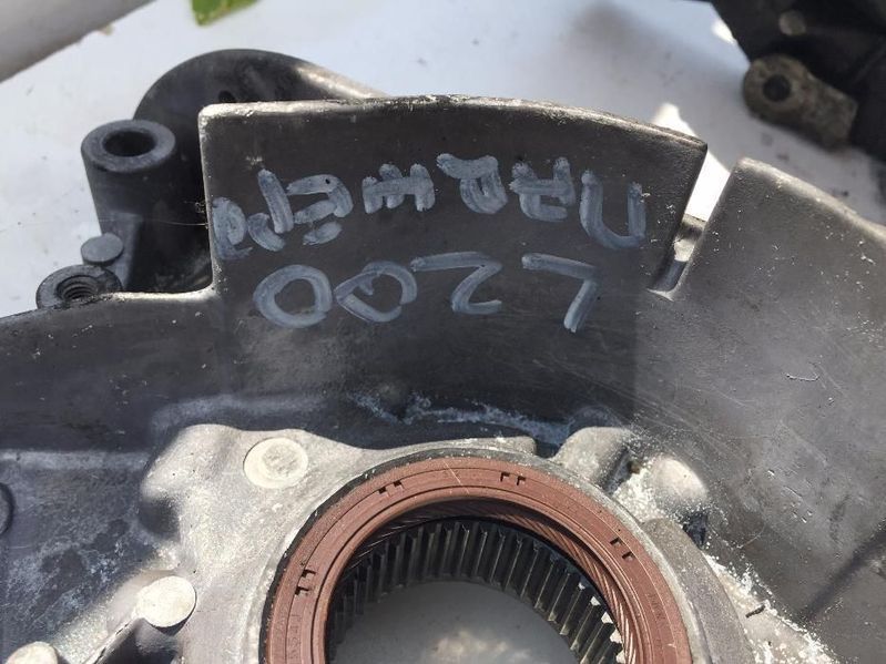 Маслена Помпа Мицубиши Mitsubishi Л200 L200 Паджеро Оферта (224