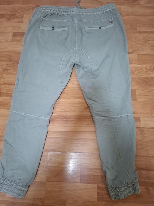Pantaloni jogger bărbați