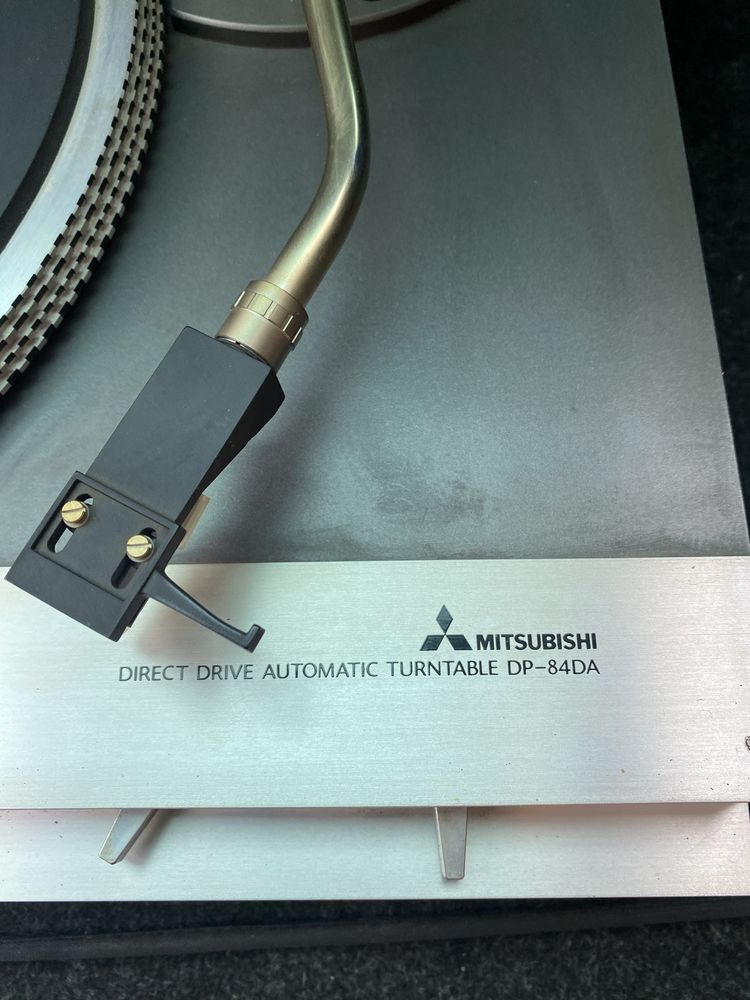 Грамофон Mitsubishi DP-84DA automatic turntable