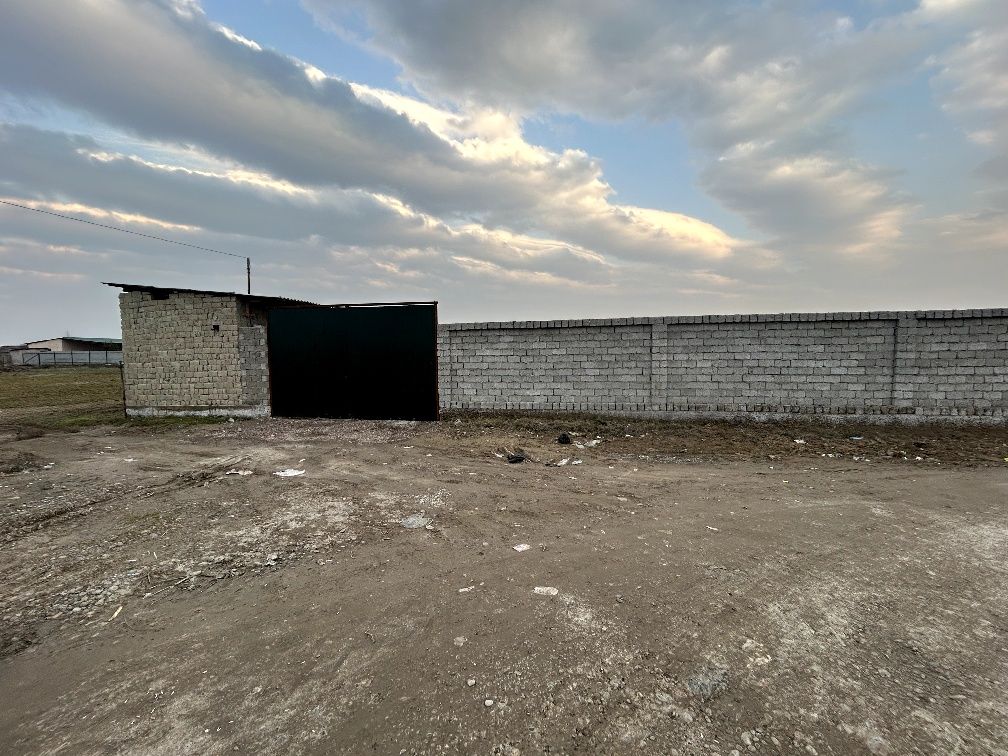 Сирдарё вилояти сирдарё тумани правдада турар жой ер сотилади 24 соток
