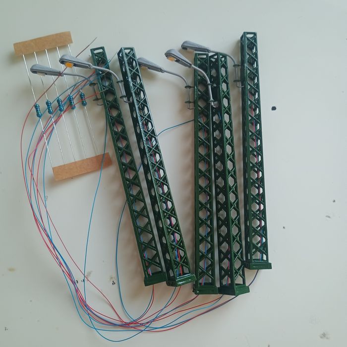 Stâlpi de iluminat stradali/Lampi machetă trenuleț electric diorama HO