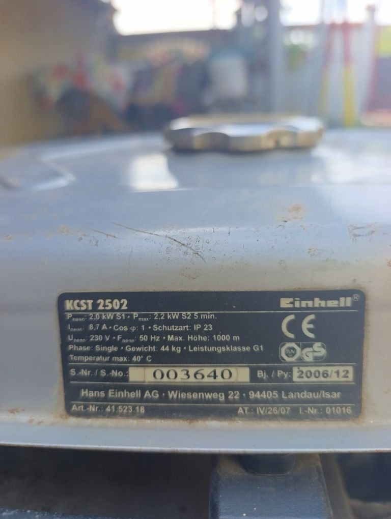 Einhell KCST 2502. Монофазен токов генератор