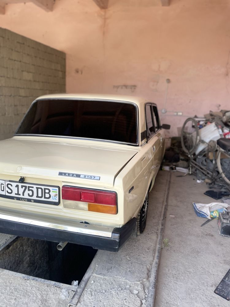 Mashina vaz 2107