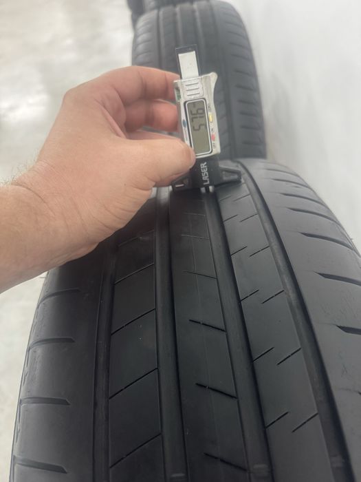 Jante Bmw X3 X4 R19 G01 G02 Originale 698M Bridgestone Rft 70% 2023var