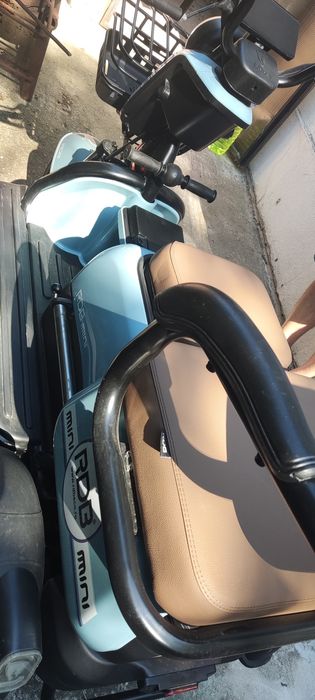 Vând bicicleta moto electrică nouă 41 km