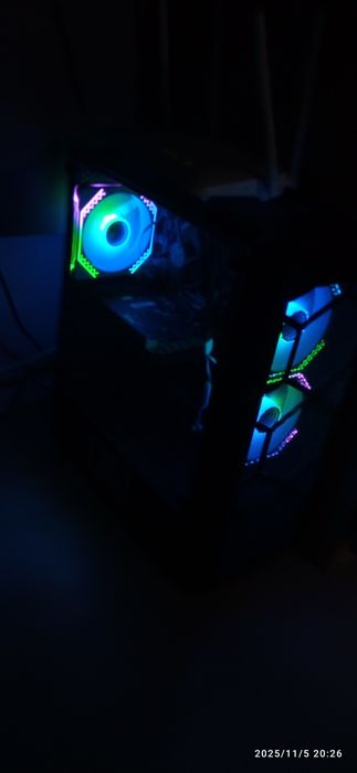 Vând pc/calculator de gaming