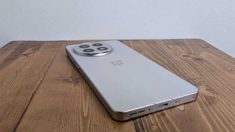 Oneplus 13r  Новый!!! (читать описание)