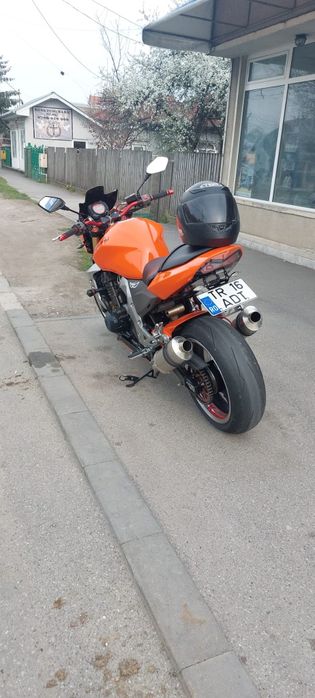 Vând kawasaki z1000 naked