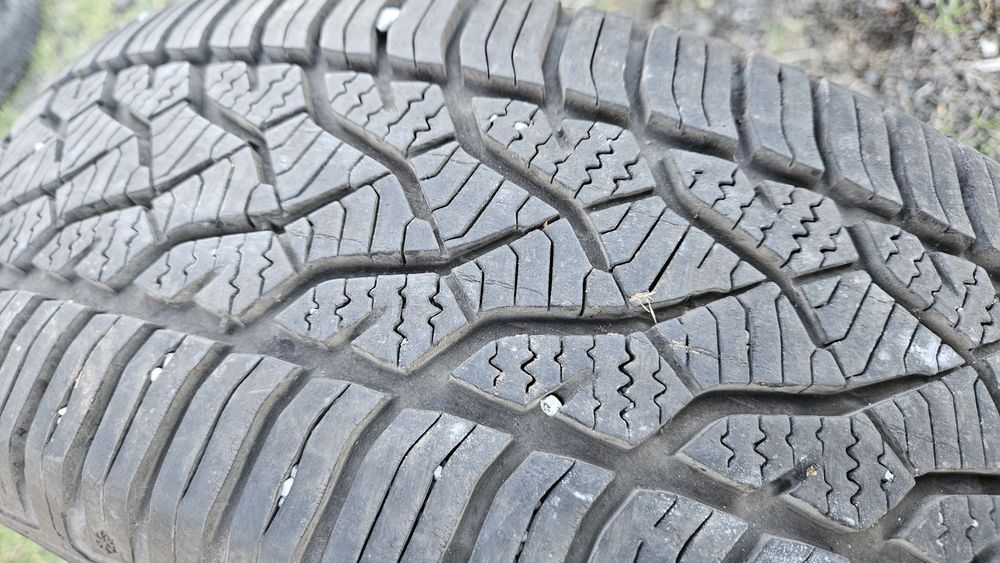 2бр като нови гуми 195 65 15 дот 20 барум