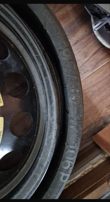 Vând roata rezerva touareg