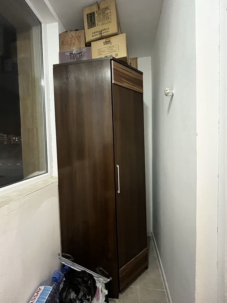 Угловой шкаф в прихожаю