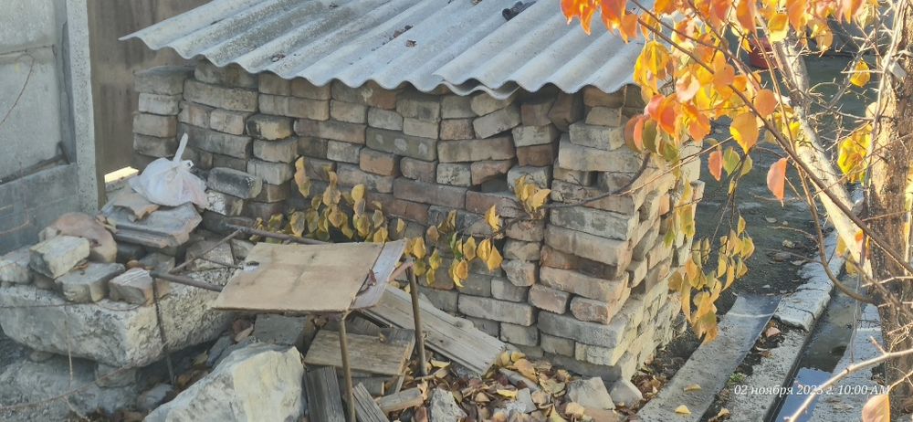 Кирпич женный б/у