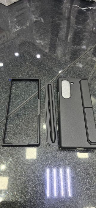 Samsung FOLD madellari uchun abloshka